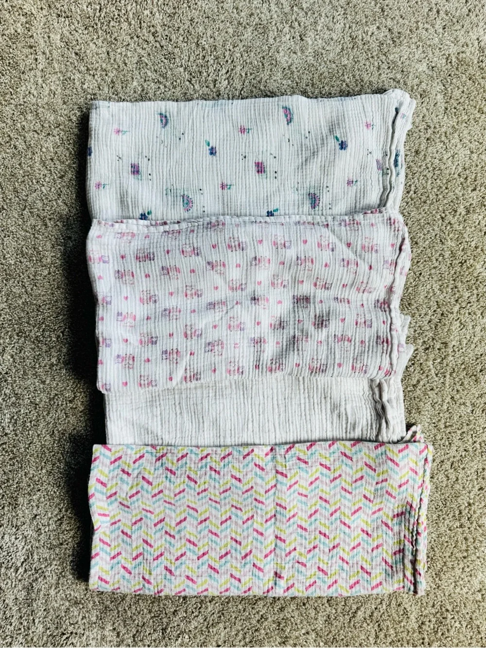 Baby girl Muslin Swaddle Blanket Bundle 4 Pack Baby Neutral Prints LULUJO